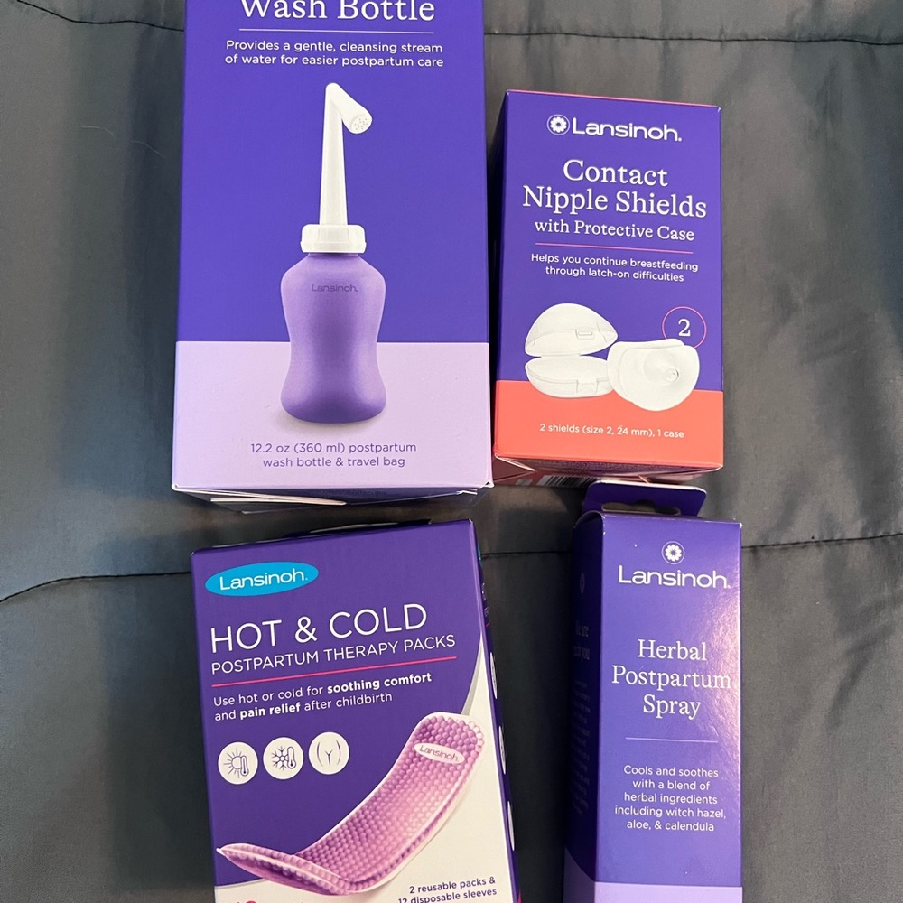 Lansinoh Postpartum Care Set in Purple